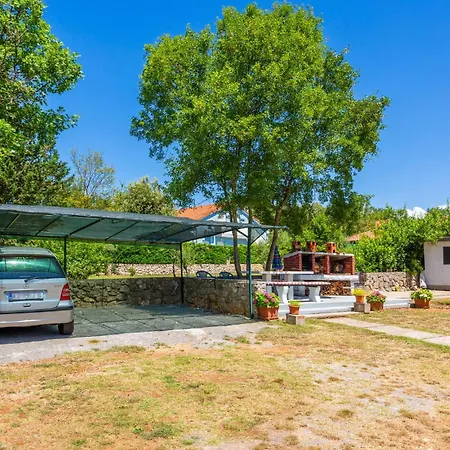 Apartment In With Kitchen Pinezici (Krk)