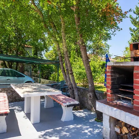 Apartment In With Kitchen Pinezici (Krk)